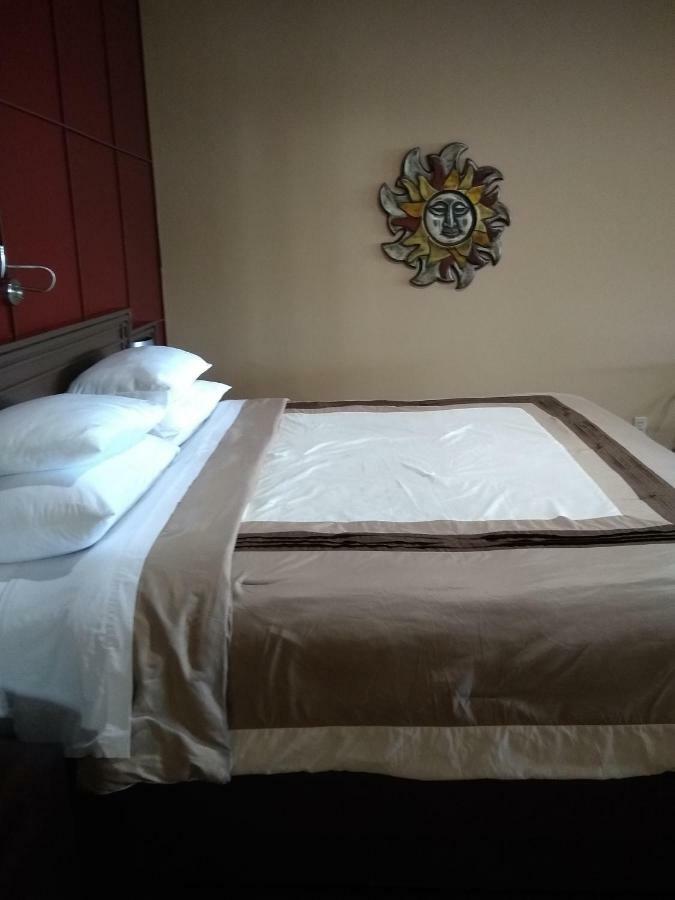 Southern Comfort Suites Mayfield Esterno foto