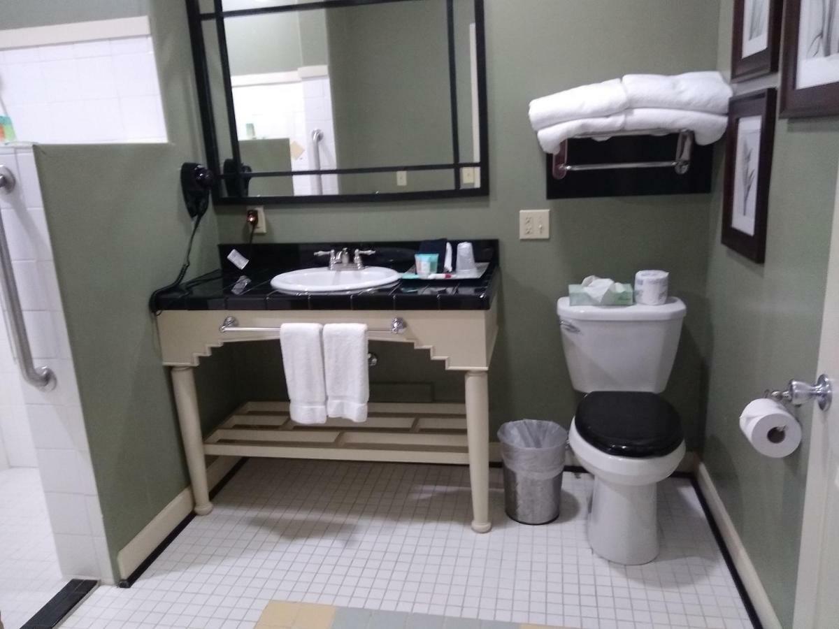 Southern Comfort Suites Mayfield Esterno foto
